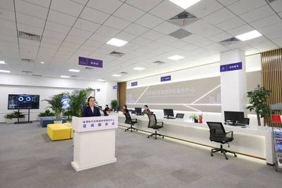 鏡觀·回響 | 從一個(gè)區(qū)，看長三角更高水平開放貿(mào)易咨詢服務(wù)